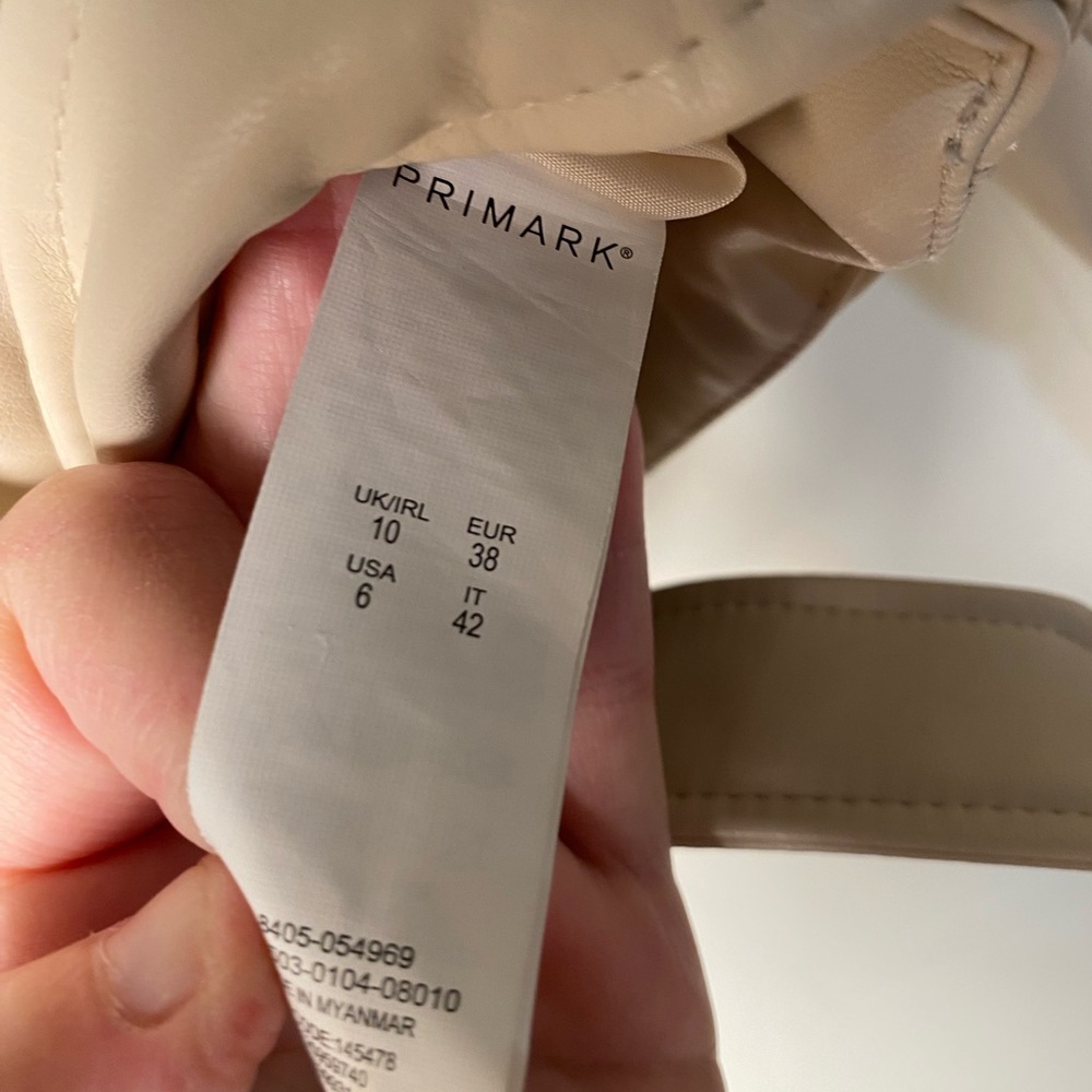Primark Beige creme Faux Leather Jacket size 6 - Picture 3 of 6